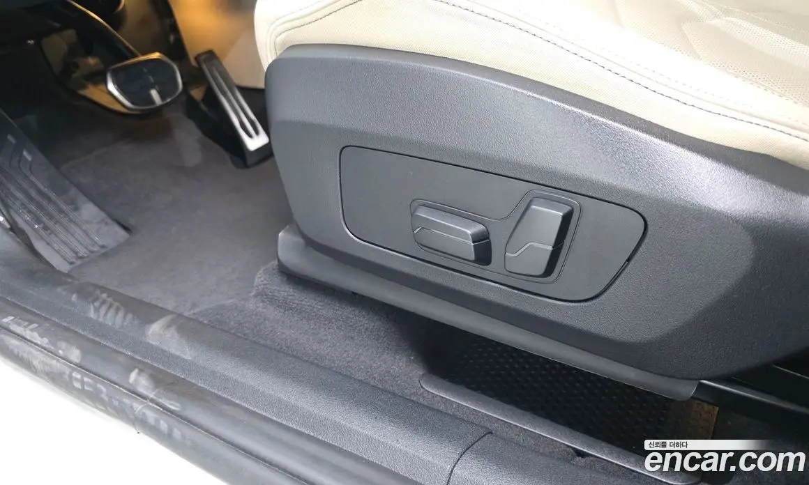 BMW X1 2024 2.0 автомат (гидро), фото 33