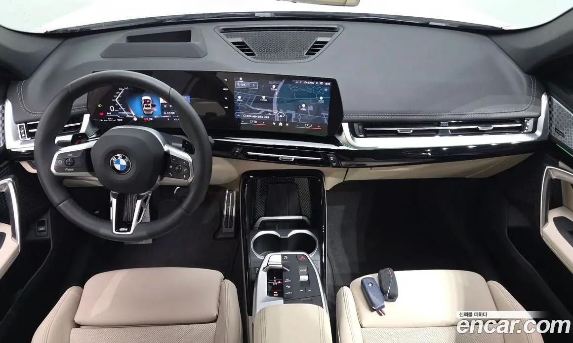 BMW X1 2024 2.0 автомат (гидро), фото 10