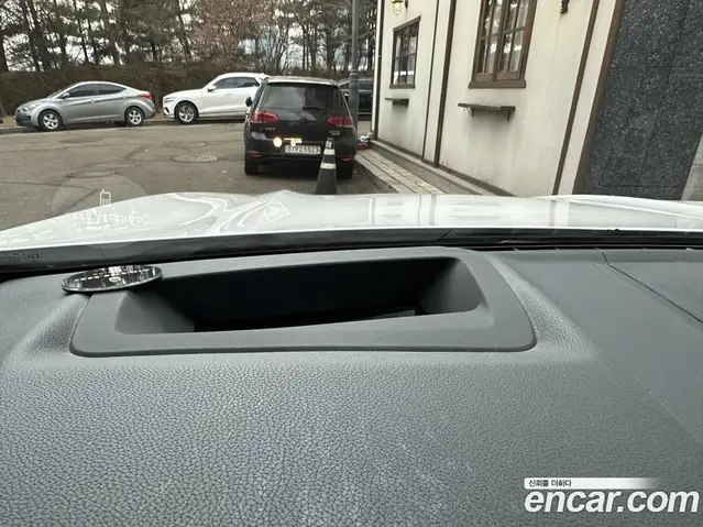 BMW X4 2021 2.0 автомат (гидро), миниатюра 9