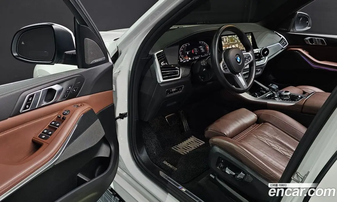 BMW X5 2023 3.0 автомат (гидро), фото 13