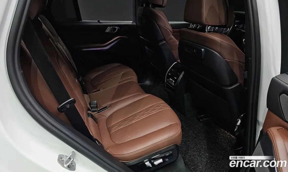BMW X5 2023 3.0 автомат (гидро), фото 17