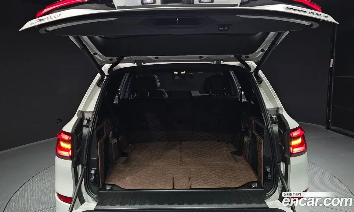BMW X5 2023 3.0 автомат (гидро), фото 32