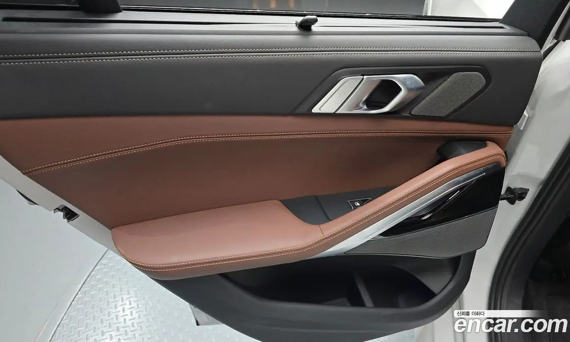 BMW X6 2025 3.0 автомат (гидро), фото 15