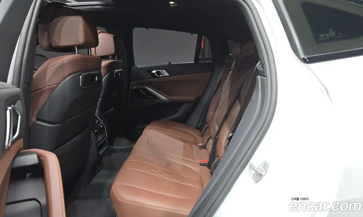 BMW X6 2025 3.0 автомат (гидро), фото 17
