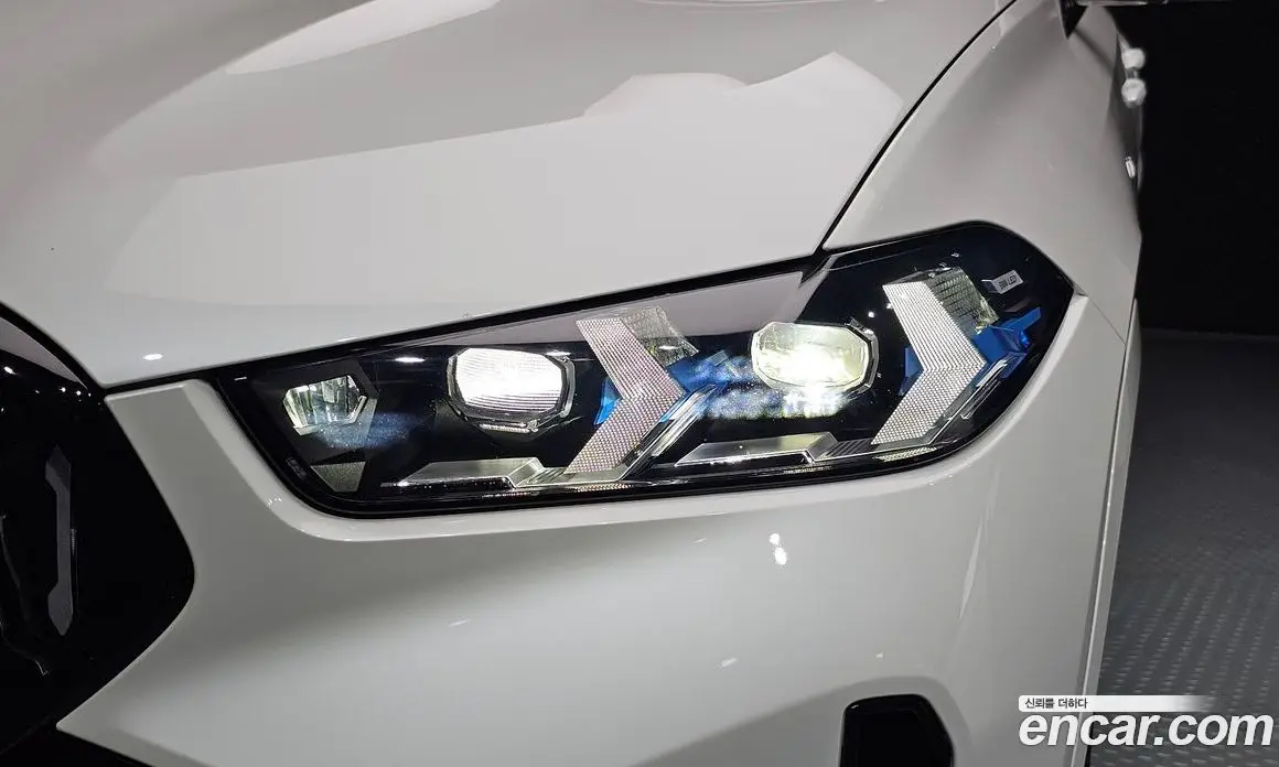 BMW X6 2025 3.0 автомат (гидро), фото 8