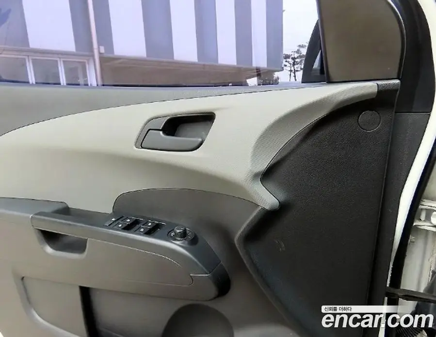 Chevrolet Aveo 2013 1.6 автомат (гидро), фото 11