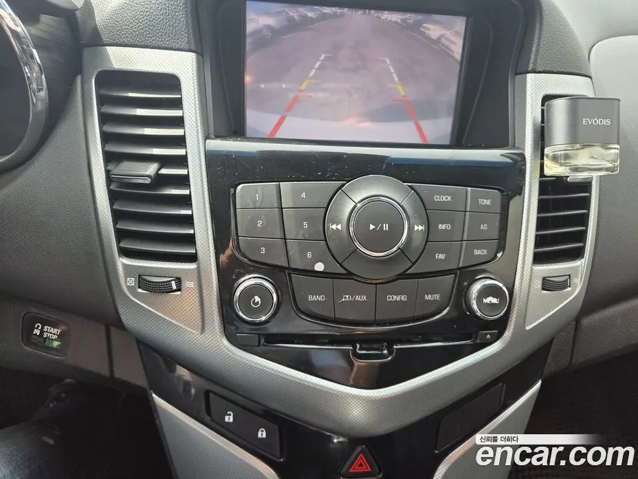 Chevrolet Cruze 2011 2.0 автомат (гидро), фото 15