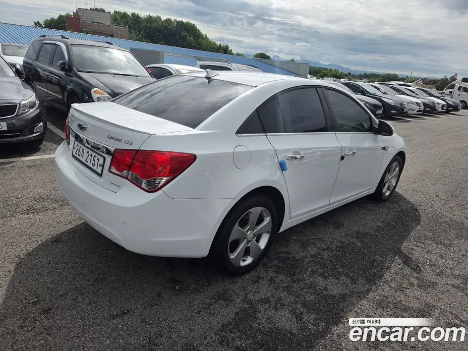 Chevrolet Cruze 2011 2.0 автомат (гидро), фото 7