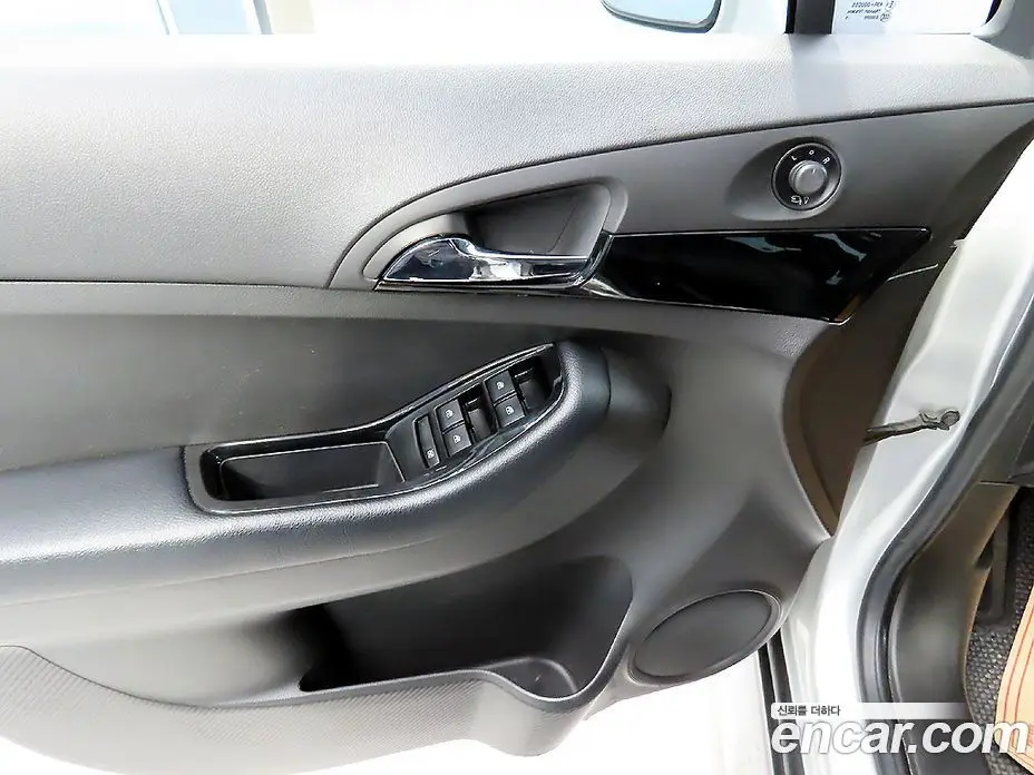 Chevrolet Orlando 2011 2.0 автомат (гидро), фото 13