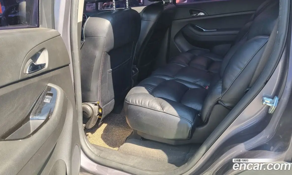 Chevrolet Orlando 2011 2.0 автомат (гидро), фото 8