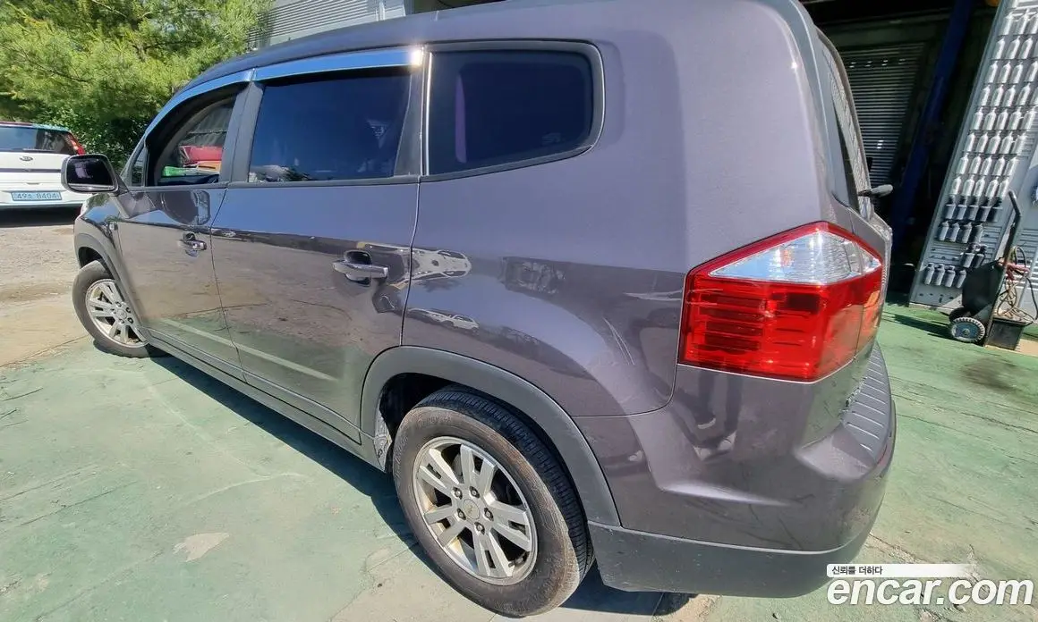 Chevrolet Orlando 2011 2.0 автомат (гидро), фото 9