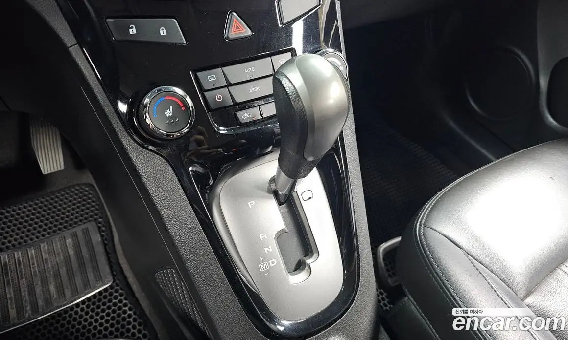 Chevrolet Orlando 2014 2.0 автомат (гидро), фото 9