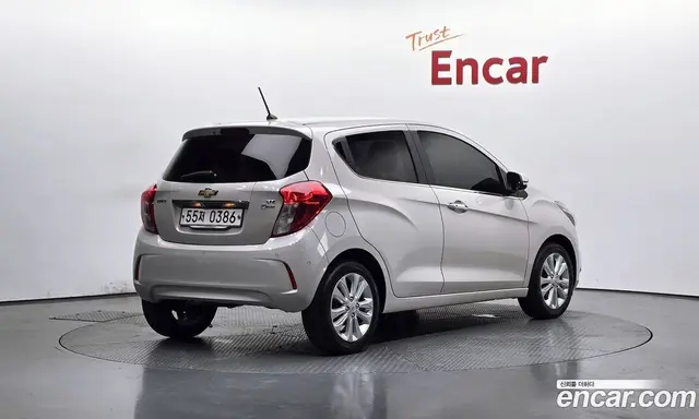 Chevrolet Spark 2016 1.0 автомат (гидро), миниатюра 2