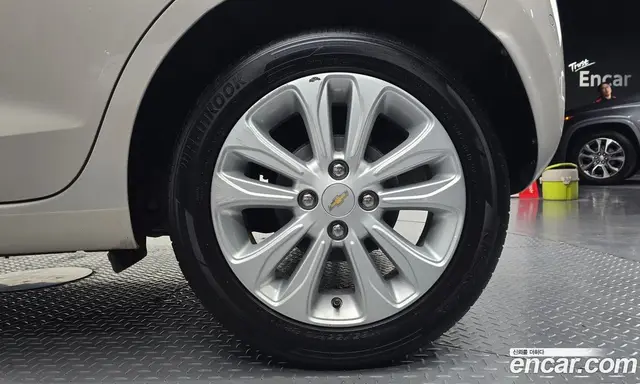 Chevrolet Spark 2016 1.0 автомат (гидро), миниатюра 7