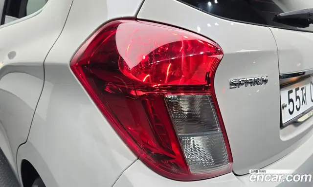 Chevrolet Spark 2016 1.0 автомат (гидро), миниатюра 9
