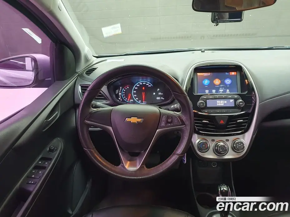 Chevrolet Spark 2017 1.0 автомат (гидро), фото 11