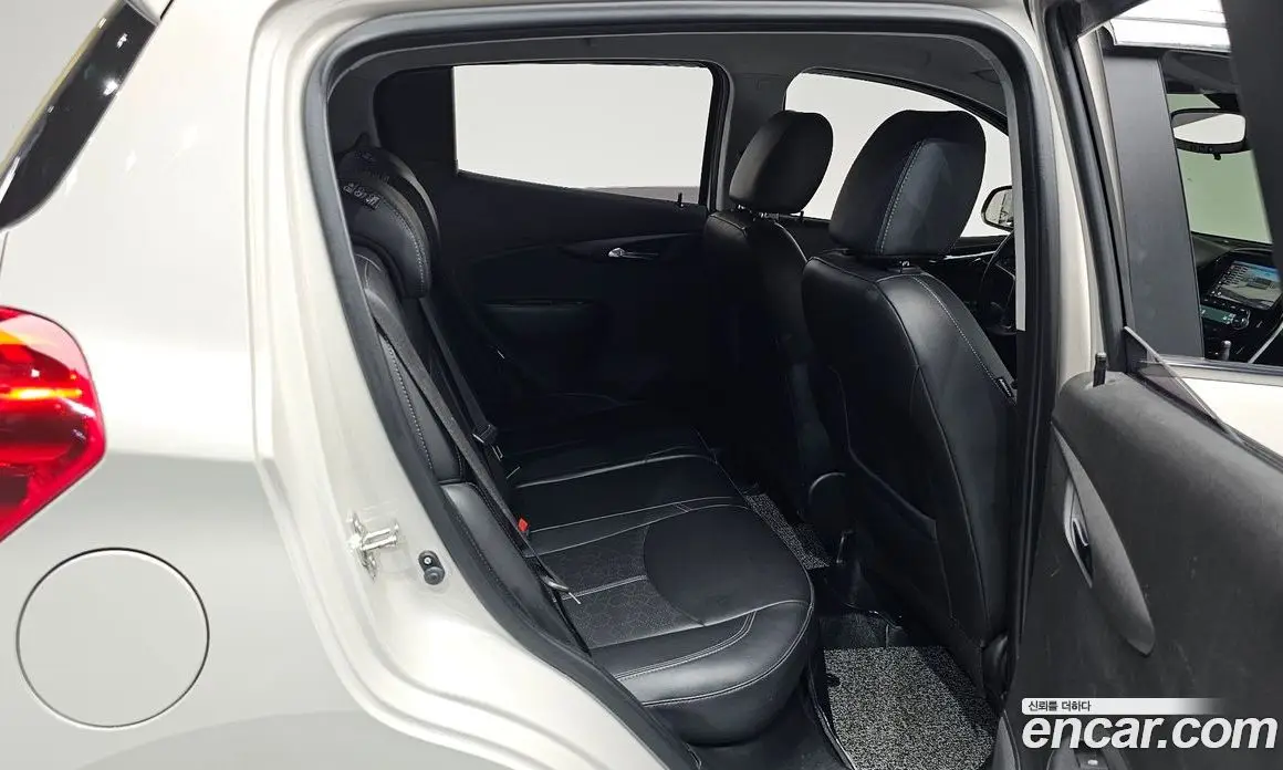 Chevrolet Spark 2018 1.0 автомат (гидро), фото 17