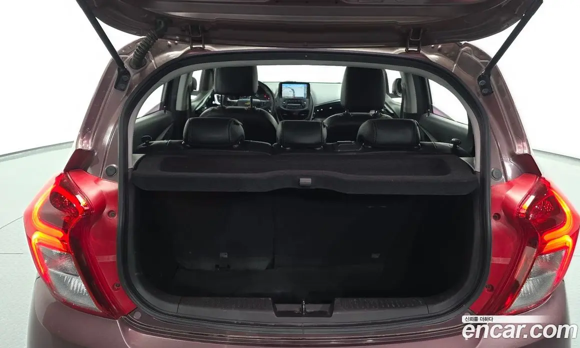 Chevrolet Spark 2019 1.0 автомат (гидро), фото 18