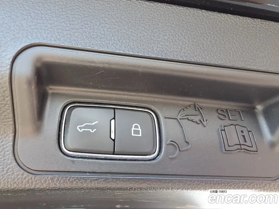 Ford Explorer 2021 2.3 автомат (гидро), фото 13