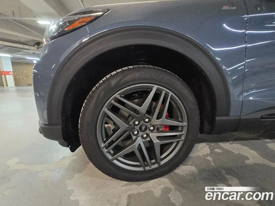 Ford Explorer 2025 2.3 автомат (гидро), фото 16