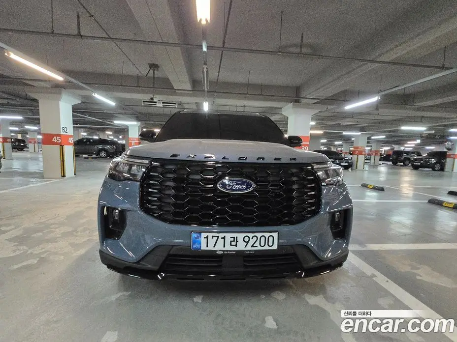 Ford Explorer 2025 2.3 автомат (гидро), фото 20