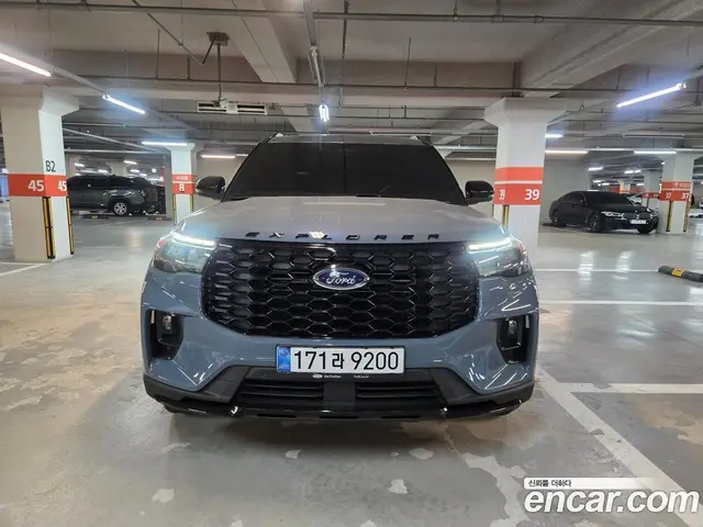 Ford Explorer 2025 2.3 автомат (гидро), миниатюра 3