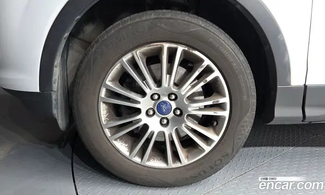 Ford Kuga 2016 2.0 автомат (гидро), миниатюра 5