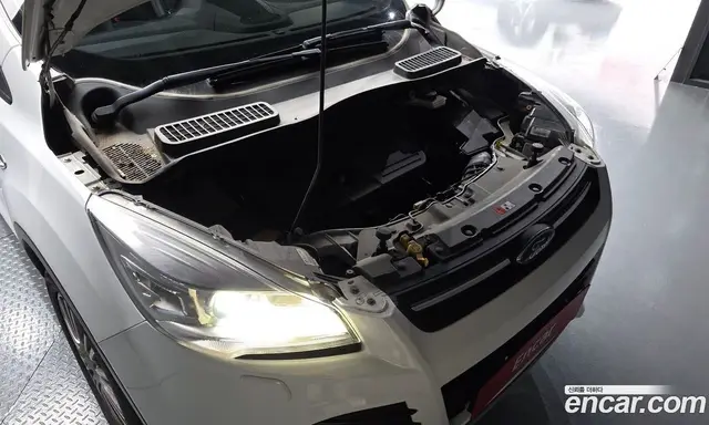Ford Kuga 2016 2.0 автомат (гидро), миниатюра 6