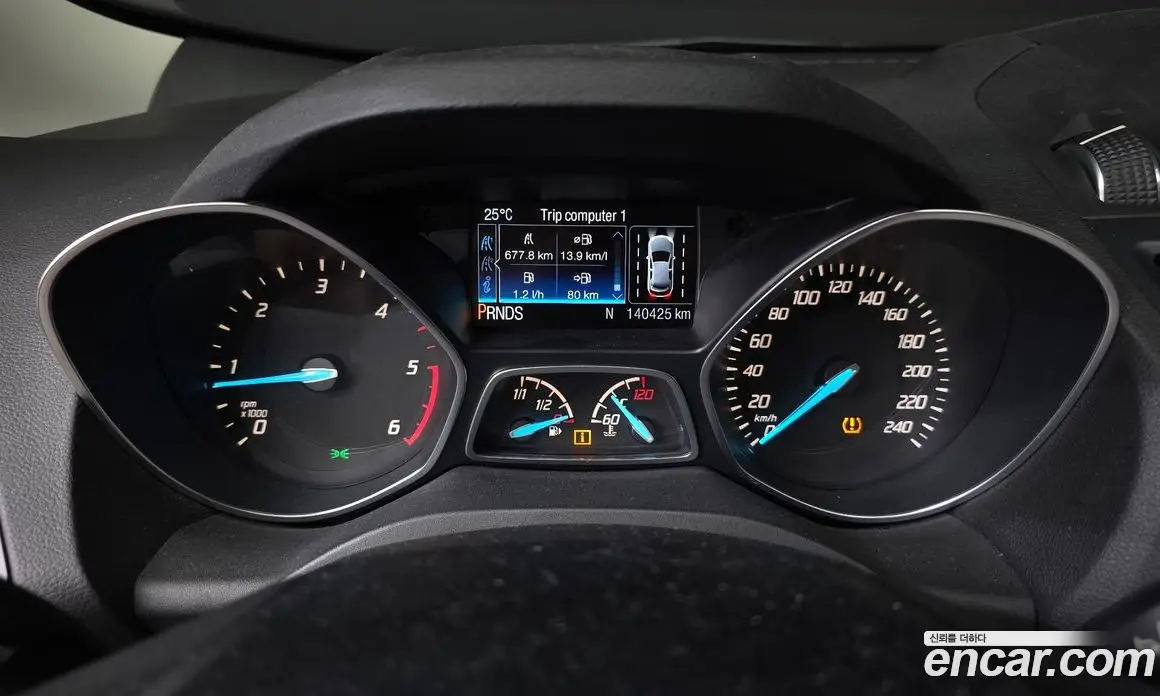 Ford Kuga 2016 2.0 автомат (гидро), фото 8