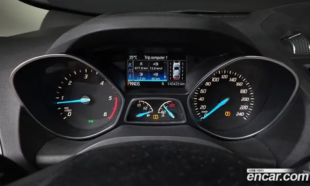 Ford Kuga 2016 2.0 автомат (гидро), миниатюра 8