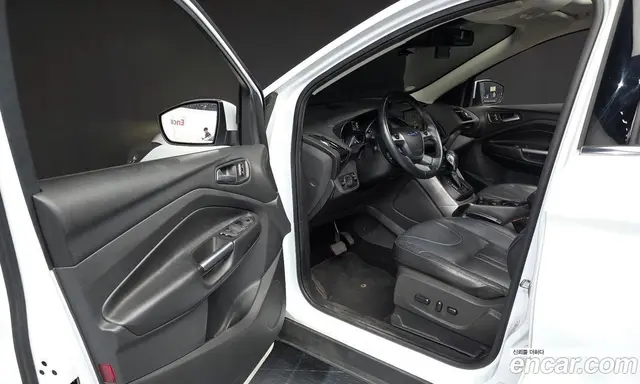 Ford Kuga 2016 2.0 автомат (гидро), миниатюра 10