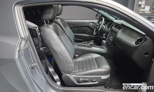 Ford Mustang 2010 3.7 автомат (гидро), миниатюра 12