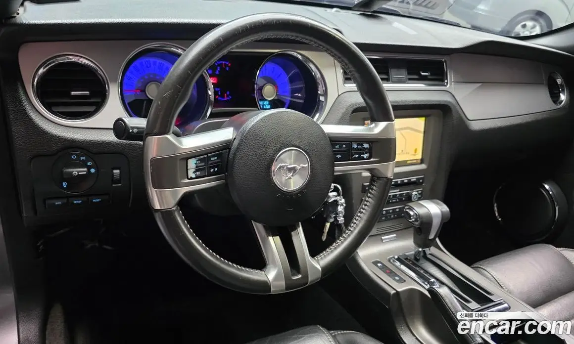 Ford Mustang 2010 3.7 автомат (гидро), фото 13
