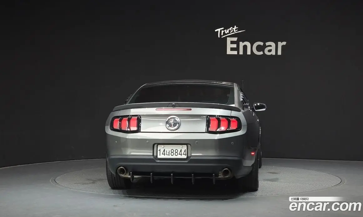 Ford Mustang 2010 3.7 автомат (гидро), фото 4