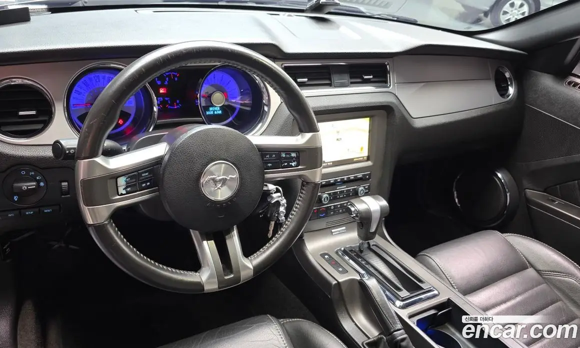 Ford Mustang 2010 3.7 автомат (гидро), фото 7
