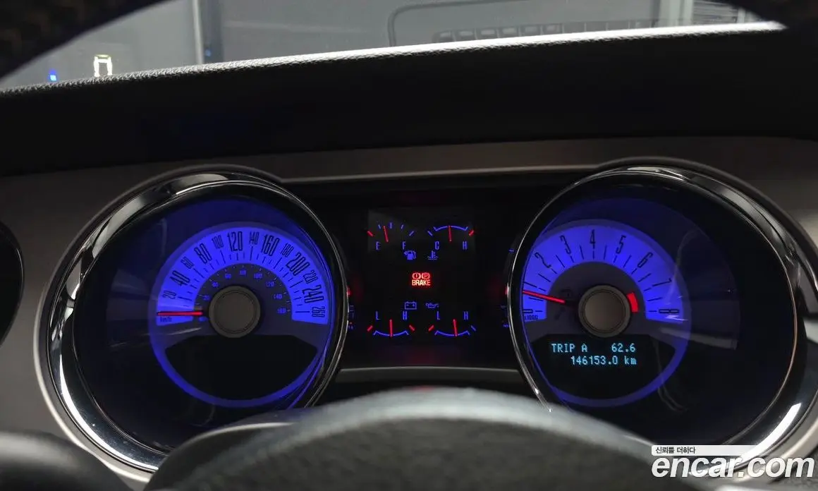 Ford Mustang 2010 3.7 автомат (гидро), фото 8