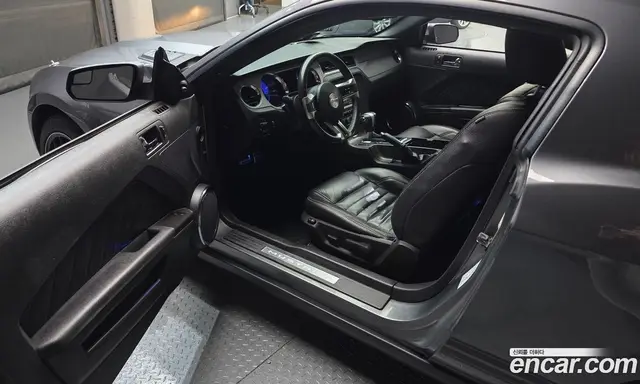 Ford Mustang 2010 3.7 автомат (гидро), миниатюра 10