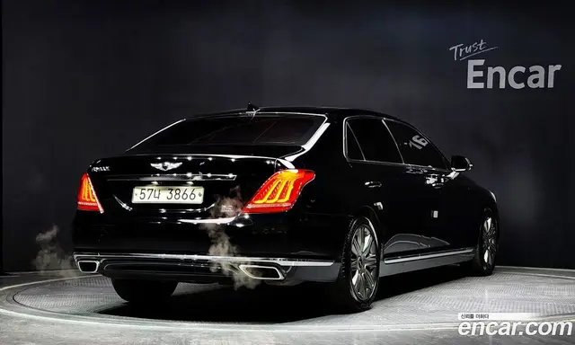 Genesis EQ900 2017 5.0 автомат (гидро), миниатюра 2