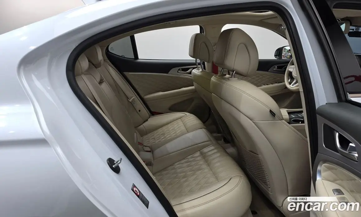 Genesis G70 2018 3.3 автомат (гидро), фото 16
