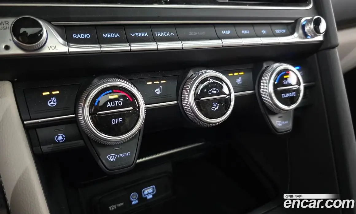 Genesis G70 2020 2.0 автомат (гидро), фото 22