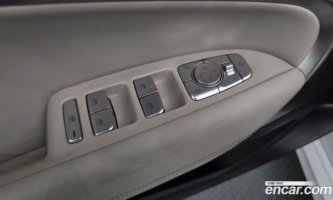 Genesis G70 2020 2.0 автомат (гидро), фото 27
