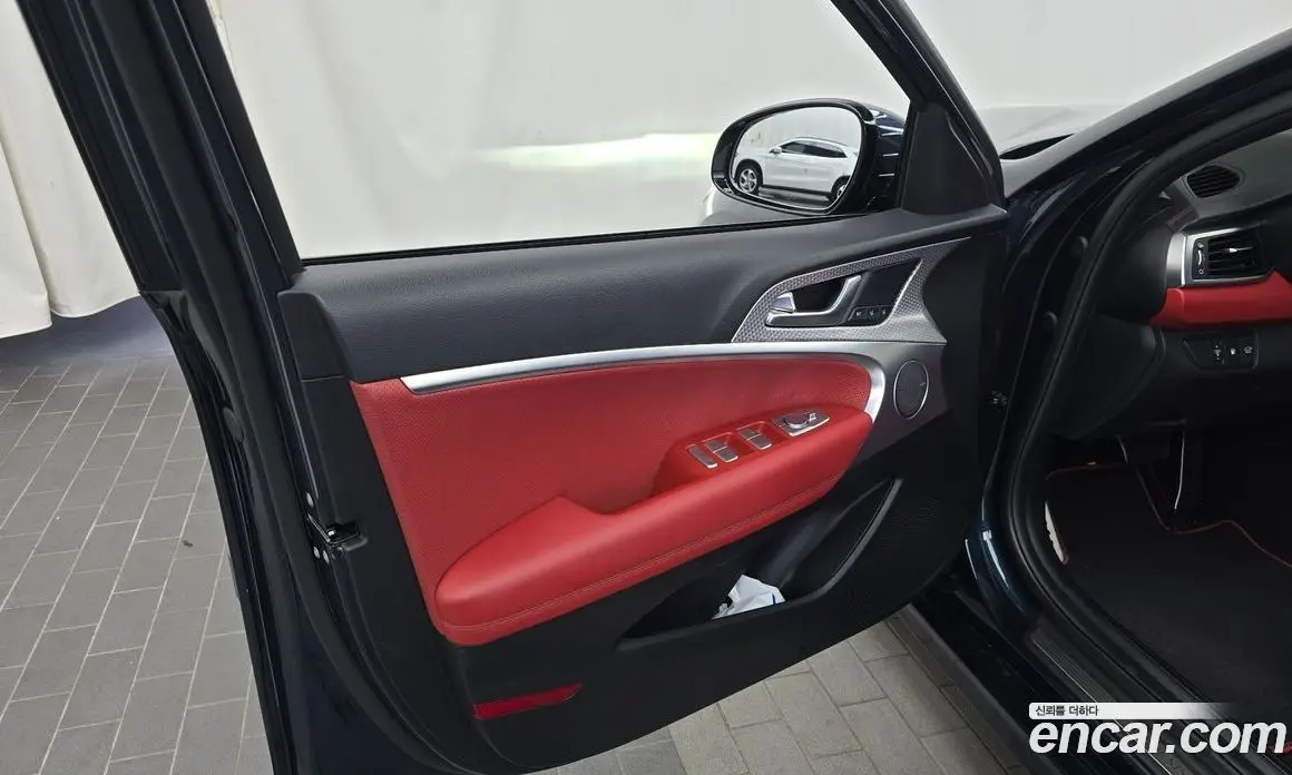 Genesis G70 2021 3.3 автомат (гидро), фото 14