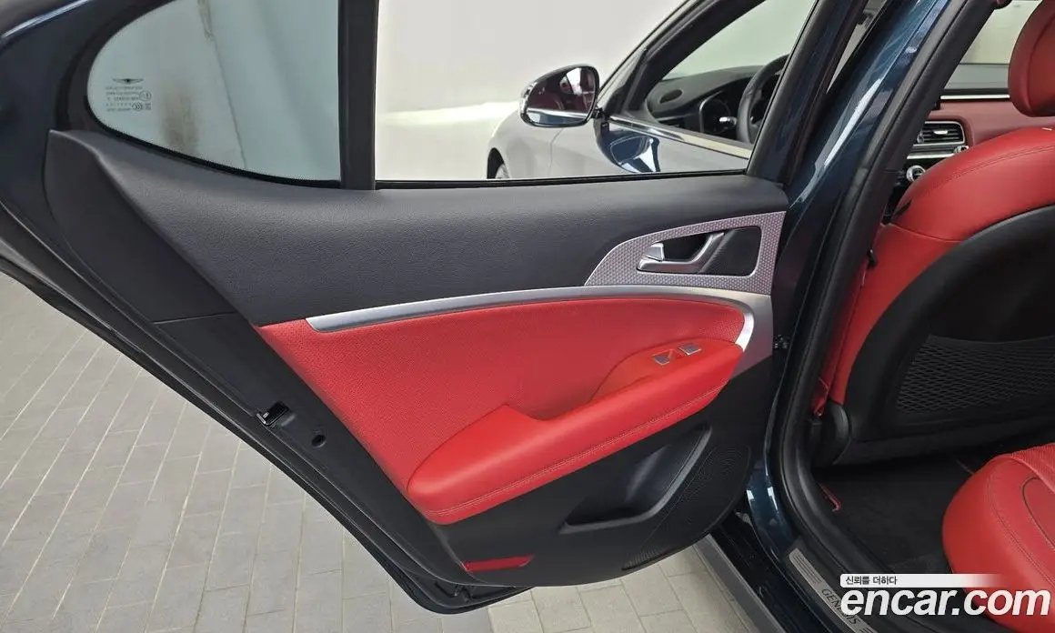 Genesis G70 2021 3.3 автомат (гидро), фото 15