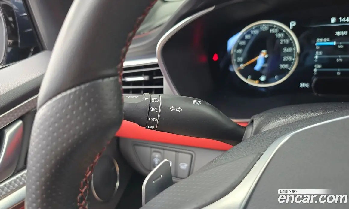 Genesis G70 2021 3.3 автомат (гидро), фото 29