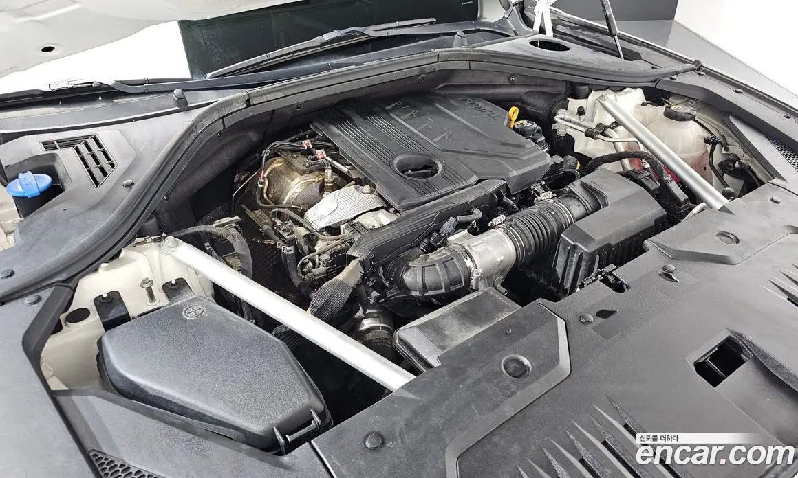 Genesis GV70 2021 2.2 автомат (гидро), фото 6