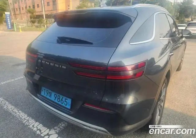 Genesis GV70 2024 0.1 автомат (гидро), миниатюра 6
