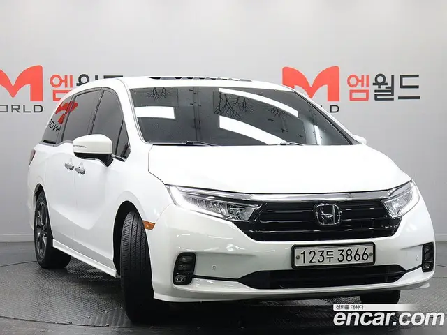 Honda Odyssey 2023 3.5 автомат (гидро), миниатюра 3