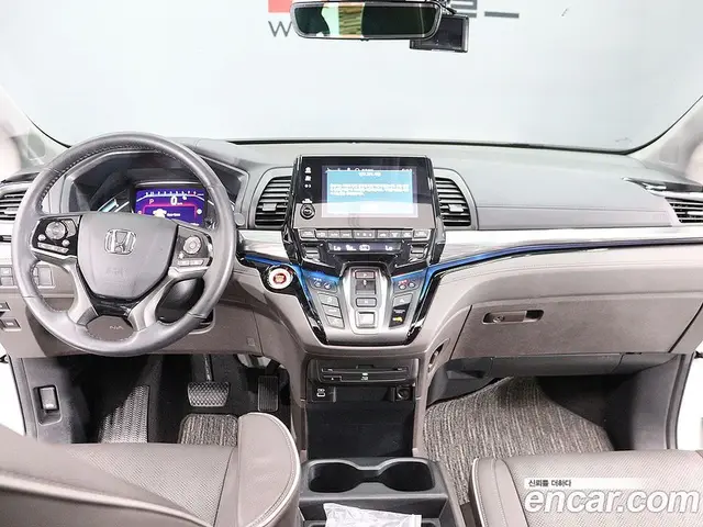 Honda Odyssey 2023 3.5 автомат (гидро), миниатюра 7