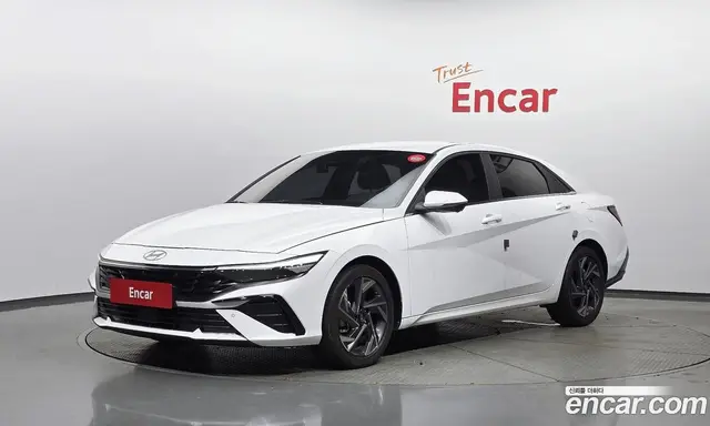 Hyundai Avante, 2023, 14 711 км