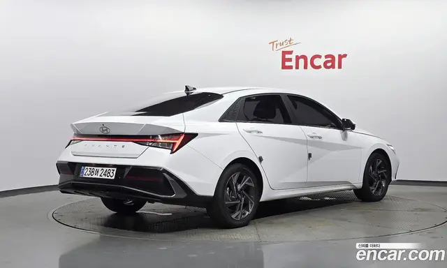 Hyundai Avante 2023 1.6 автомат (гидро), миниатюра 2